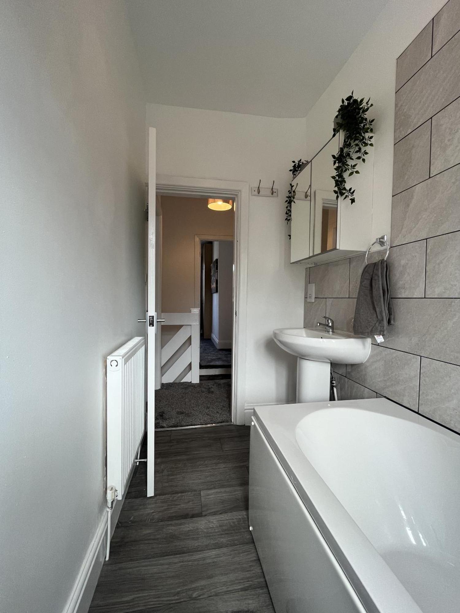 Modernised Central Wigan Townhouse Sleeps Up To 6 Dış mekan fotoğraf